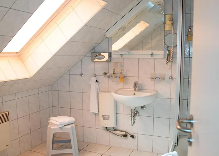 Bierstuebl Gæstehus 3*